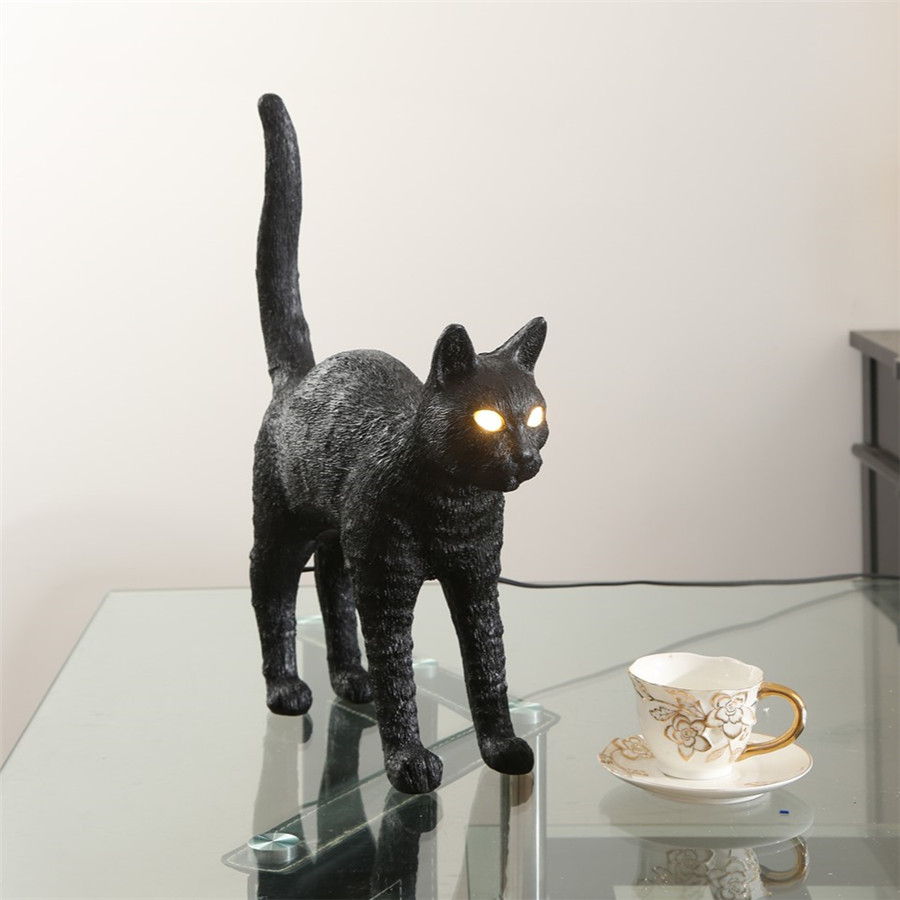 Resin animal table lamp Nordic - Resin Art On Floor 评论和价格