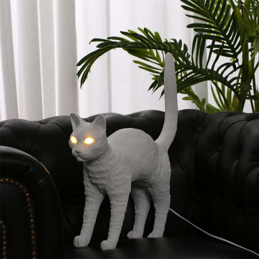 Resin animal table lamp Nordic - Resin Art On Floor 评论和价格