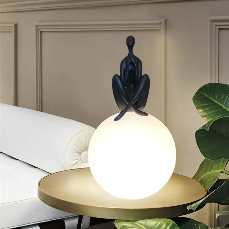 Italy Table Lamps Art  Portrai - Resin Art On Floor 评论和价格