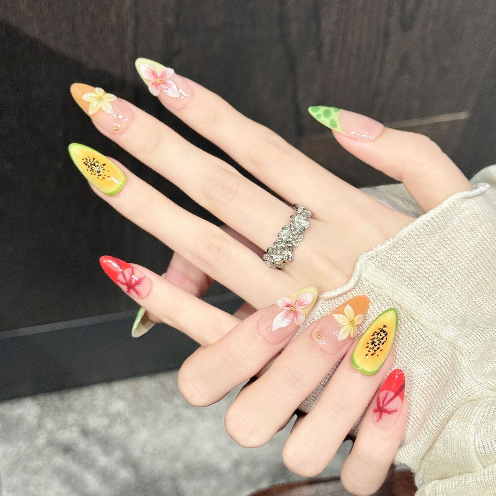 10pcs Hand-Pressed Medium Almo - Resin Art Using Flowers 评论和价格